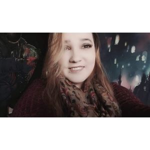 Meet your Posher, Amber